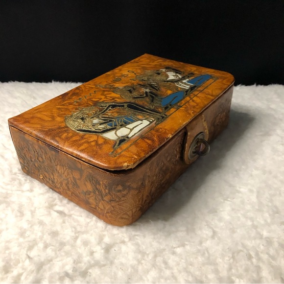 Hand Crafted Leather Egyptian Keepsake Box - Picture 6 of 16